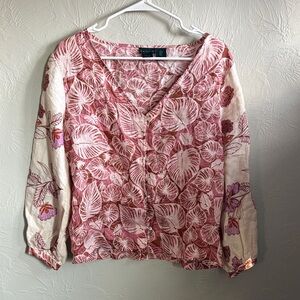Tahari Pink and Cream Leaf Print V-Neck Button Blouse 100% linen